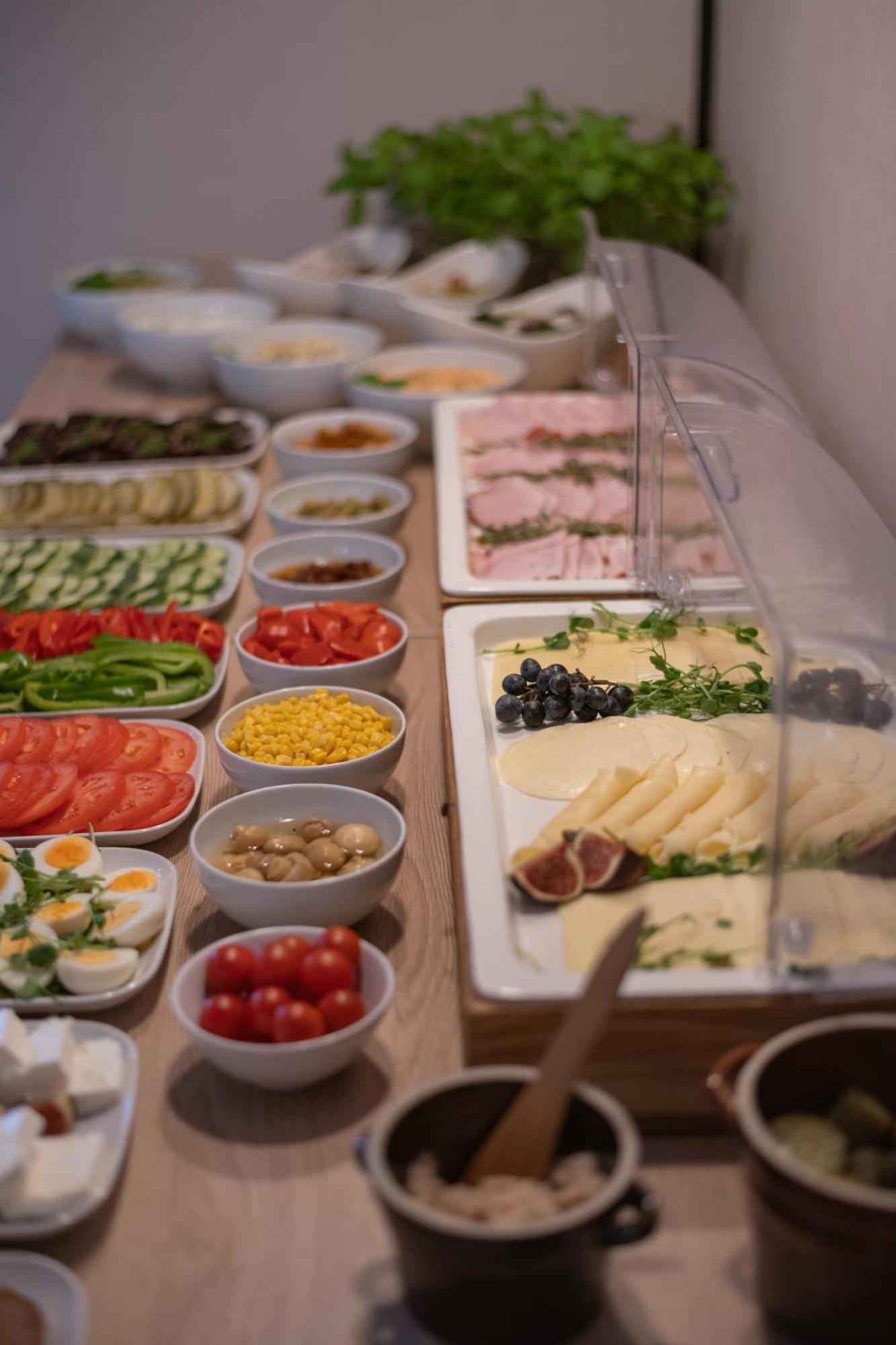 Antares Hotel غدينيا المظهر الخارجي الصورة